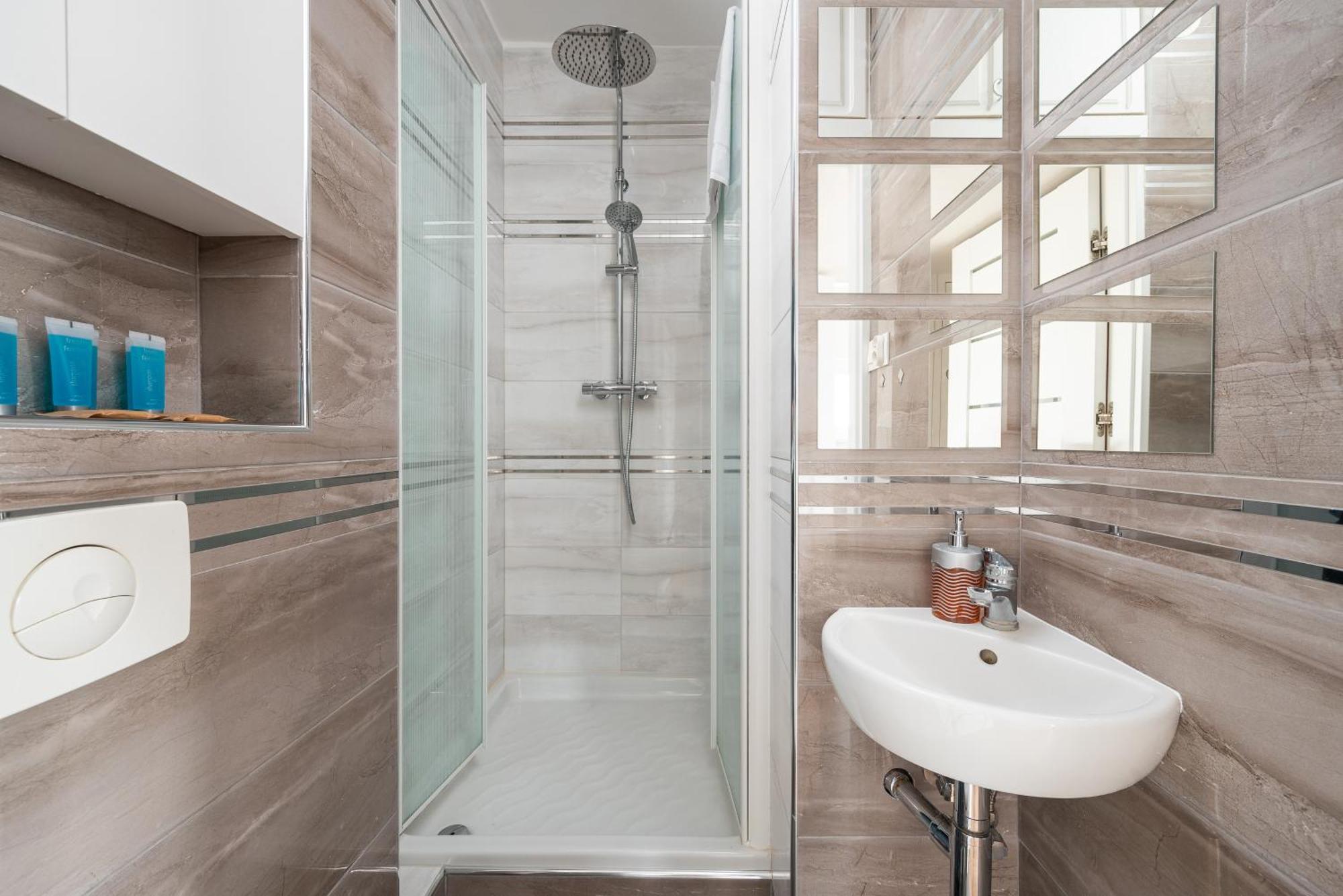 Krasinski Garden Comfort Apartment Warsaw Luaran gambar
